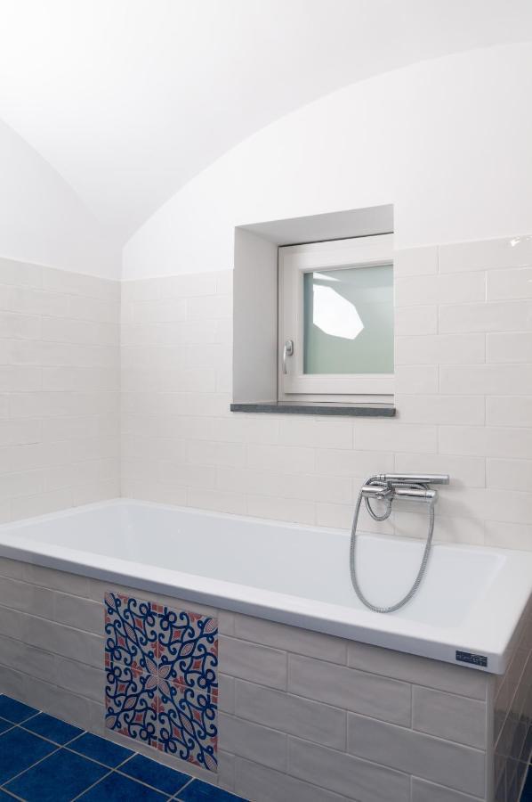 Casa Teresinella Garden Apartment ตอร์เร อันนุนซิอาตา ภายนอก รูปภาพ