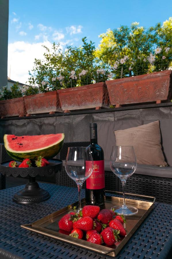 Casa Teresinella Garden Apartment ตอร์เร อันนุนซิอาตา ภายนอก รูปภาพ
